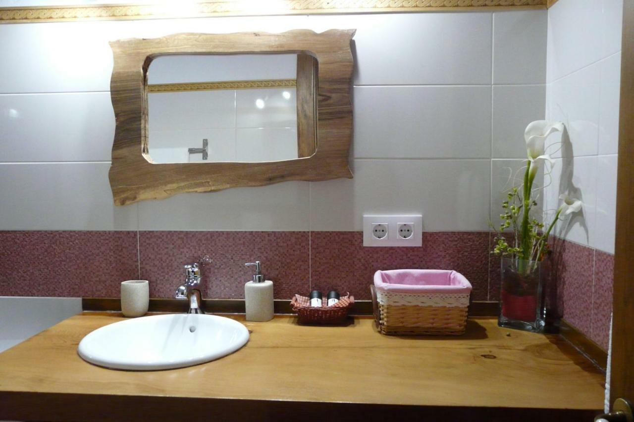 Valmeo Apartamentos La Condesa מראה חיצוני תמונה